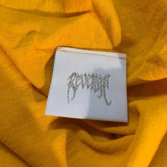 Revenge Basic Embroidered T-shirt Yellow - Picture 6 of 7